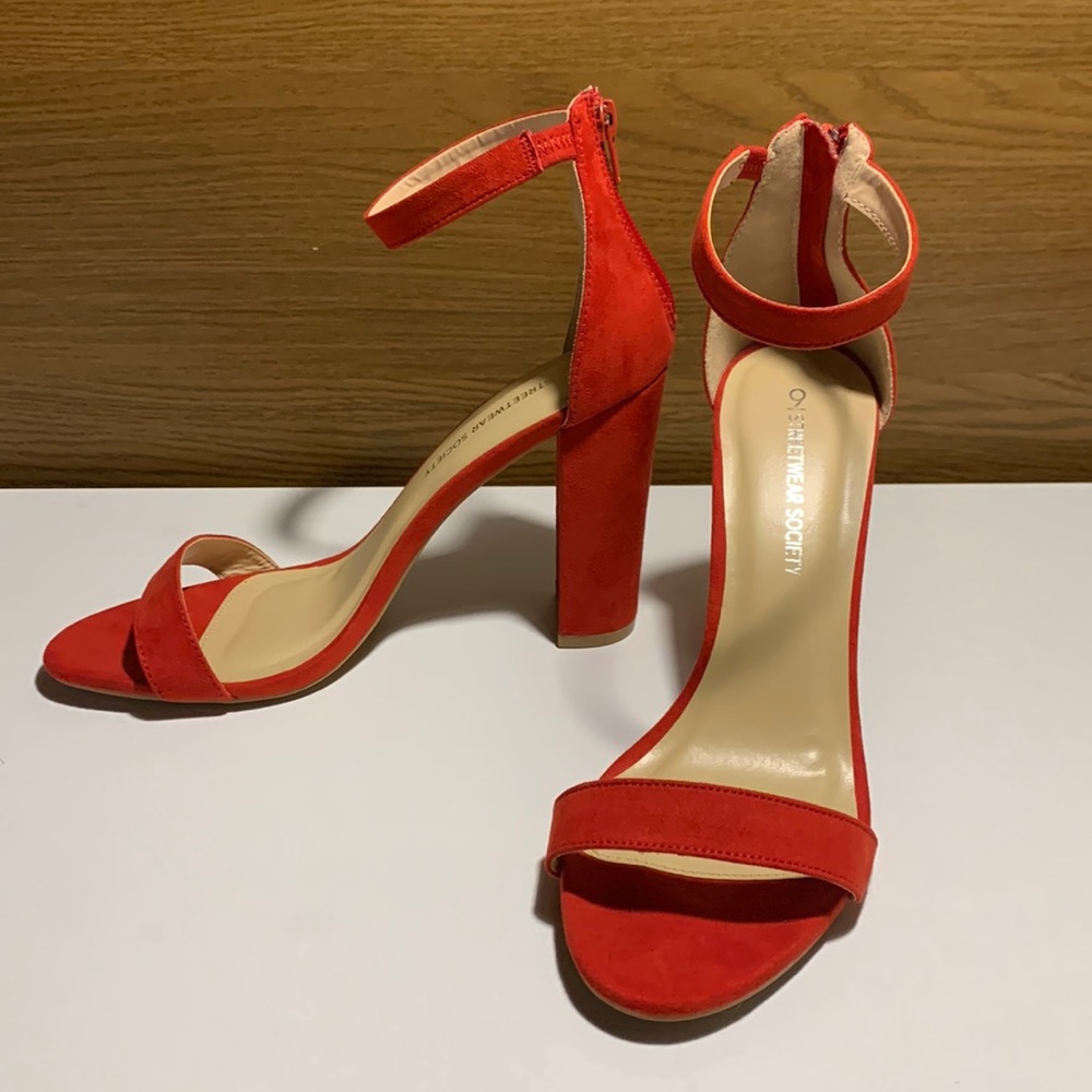 Sexy red heels good for a night out or to pull together a cute outfit
